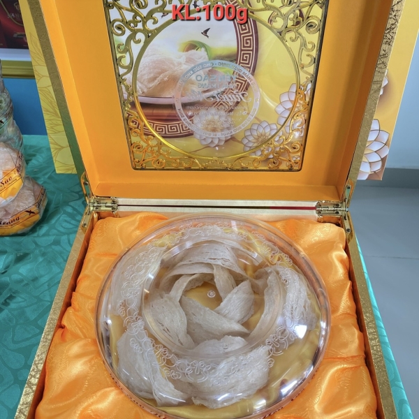Yến rút lông Thủ Dầu Một