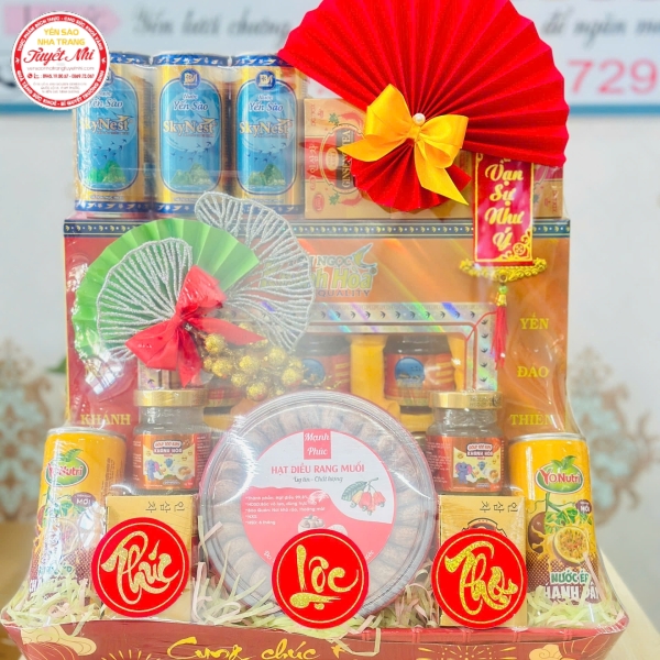 Giỏ quà Tết  (Mẫu 3 )